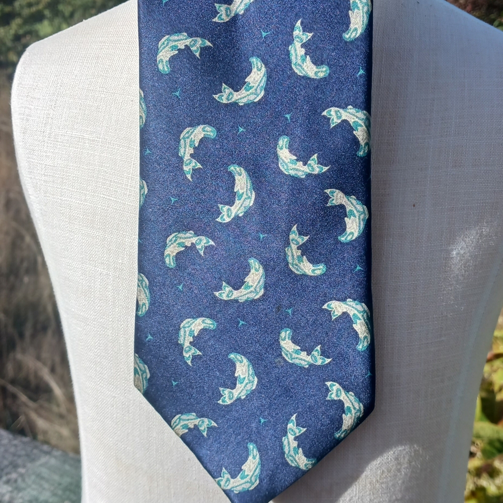 Magenta silk Navy Tie with Fish Pattern